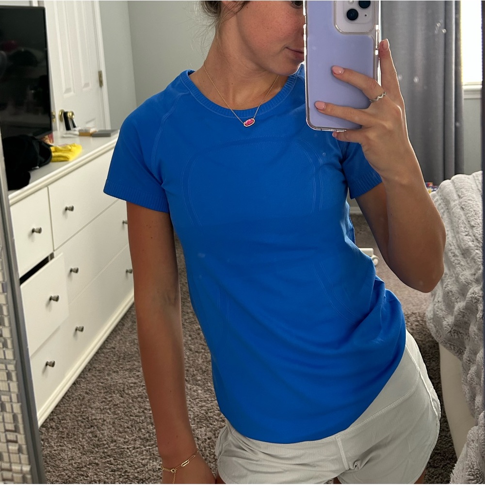 Blue lululemon swiftly tech short sleeve